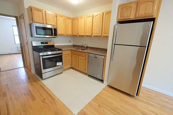 Rented by SBJ Brokerage, LLC | media 19