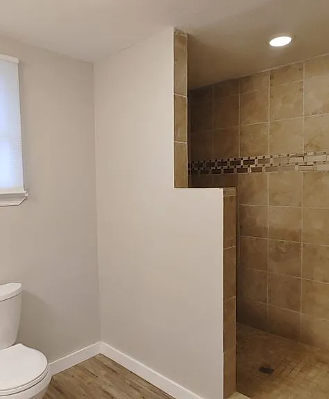 2111 Oak St — Photo 28