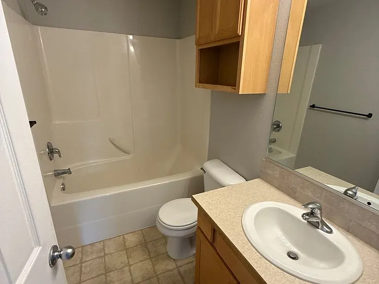 4105 Windy Ave NE — Photo 24
