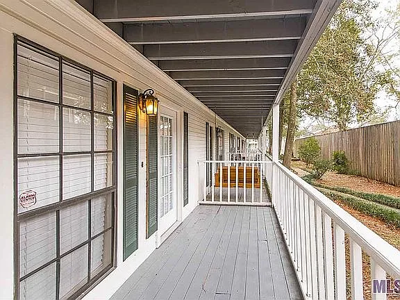 Private Front Porch.