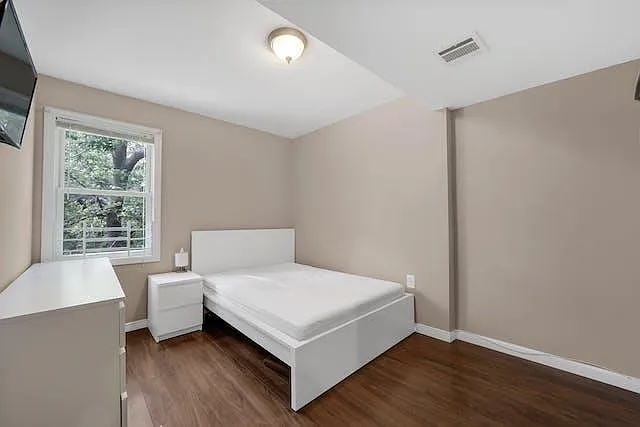 20 Gardner Ave #2 — Photo 6