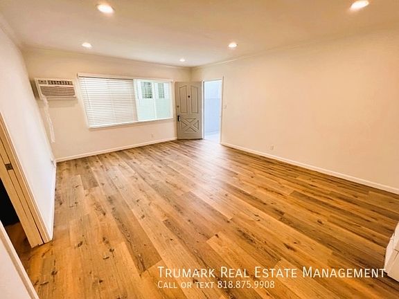 3rd image of 4247 Laurel Canyon Blvd