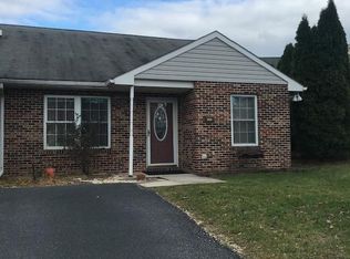 2433 Chadwick Ct, Harrisburg, PA 17110