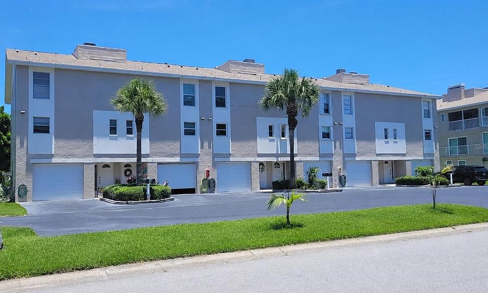 1st image of 255 Capri Cir N APT 17