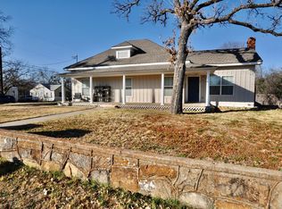 814 W Ball St, Weatherford, TX 76086