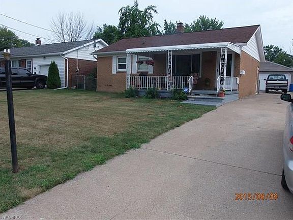 4th image of 1988 E 37th St