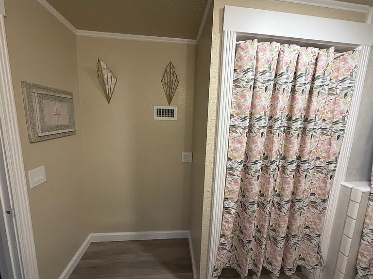 416 SW California Ave — Photo 10