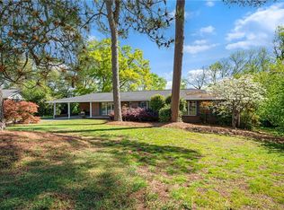 118 Valley Cir, Calhoun, GA 30701