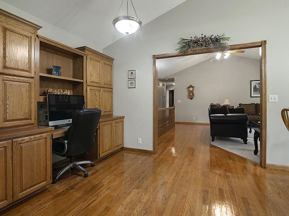 4th image of 12210 W Texas St