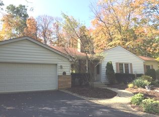 5336 Brookbank Rd, Downers Grove, IL 60515