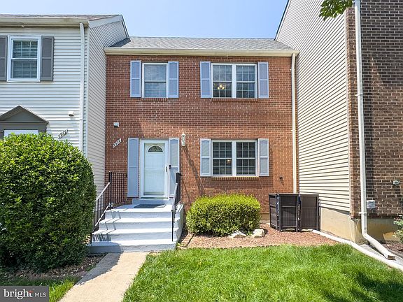 5th image of 5912 Heritage Square Dr