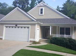 16497 Villa Pkwy, Spring Lake, MI 49456