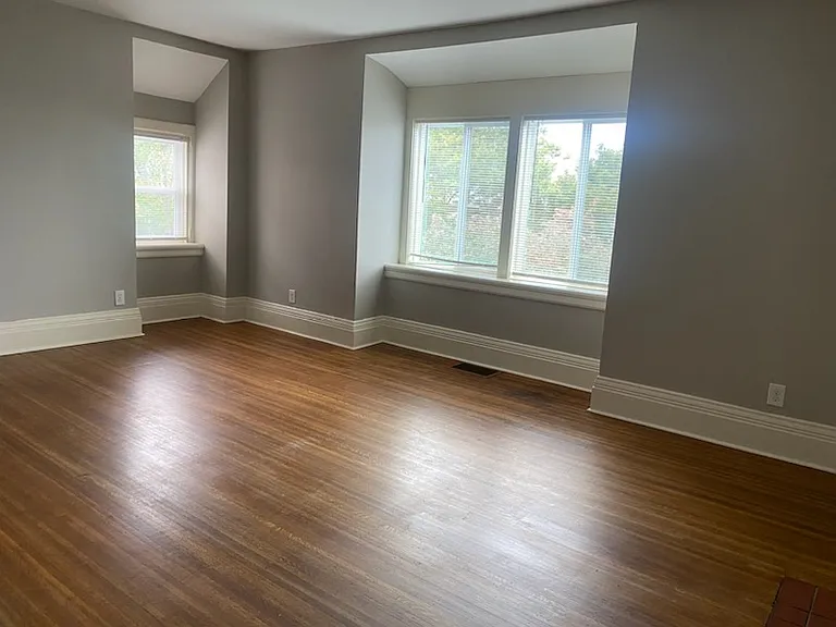 130 Gibbs St #4 — Photo 8