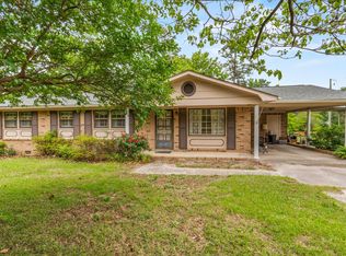 435 Dogwood Rd, West Columbia, SC 29172