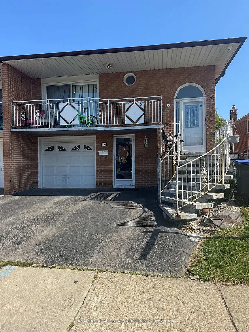 16 Radford Dr N photo 1