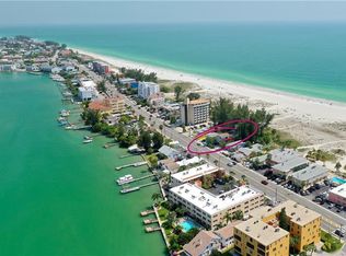 10218 Gulf Blvd, Treasure Island, FL 33706