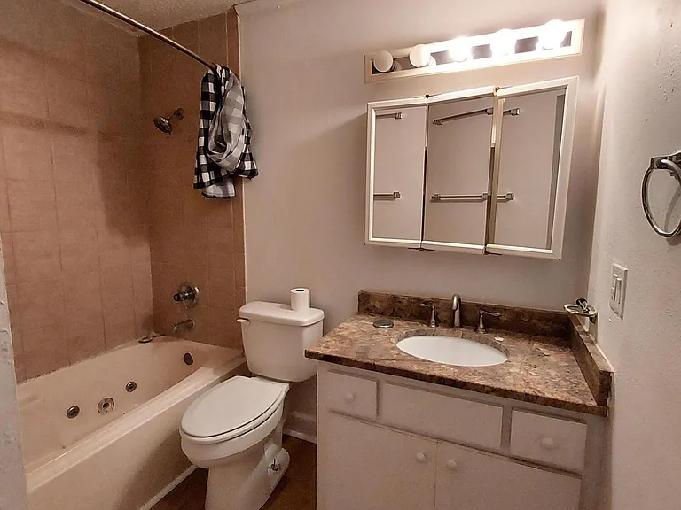55 Vining Ct #204 — Photo 20
