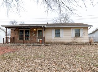 1410 Dillon Dr, Normal, IL 61761