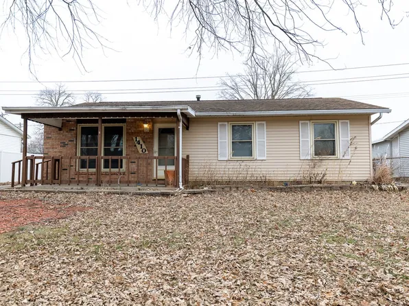 1410 Dillon Dr, Normal, IL 61761