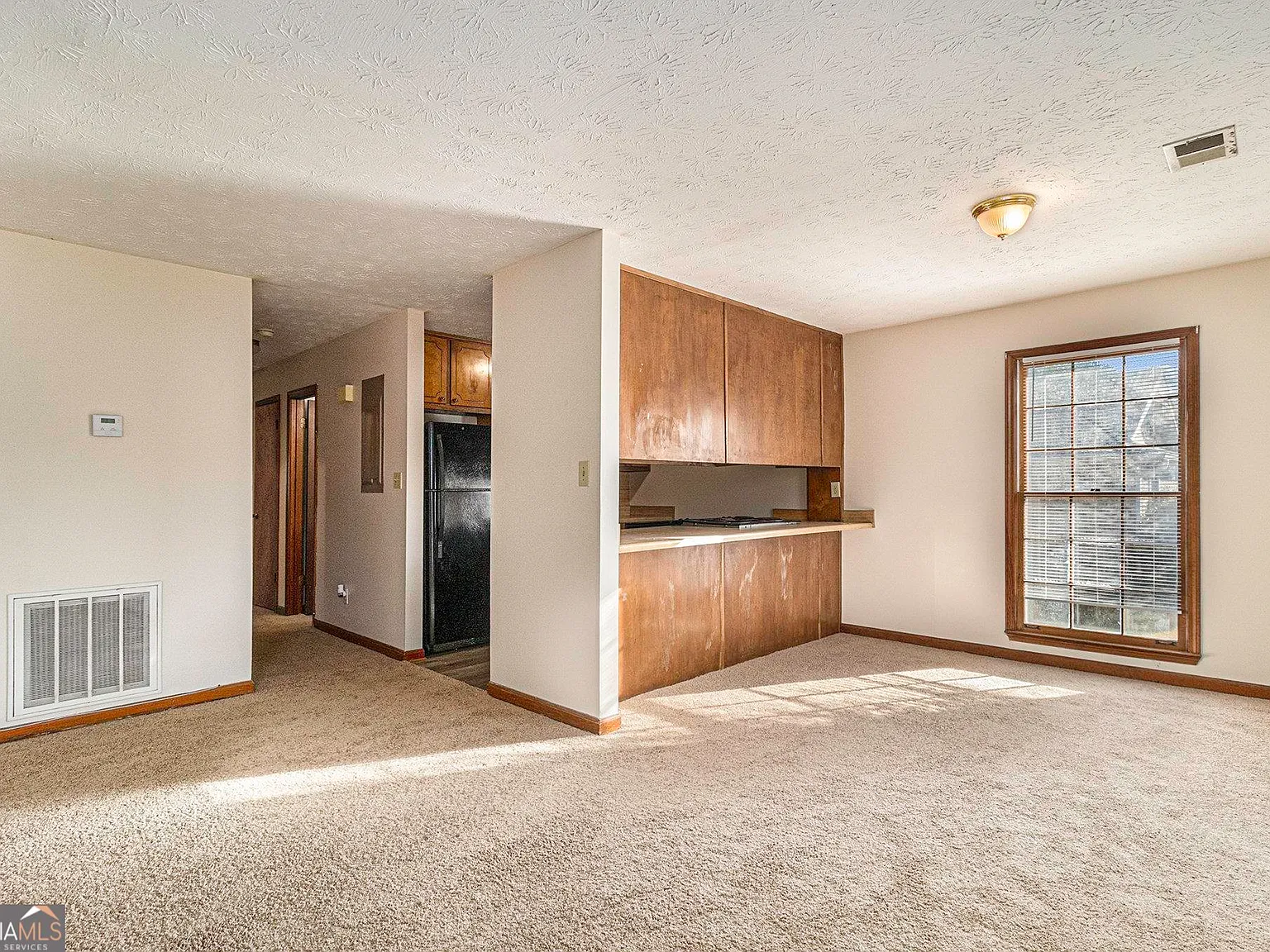 2 bed, 2.0 bath, 1201 sqft, $1,345 — Photo 3