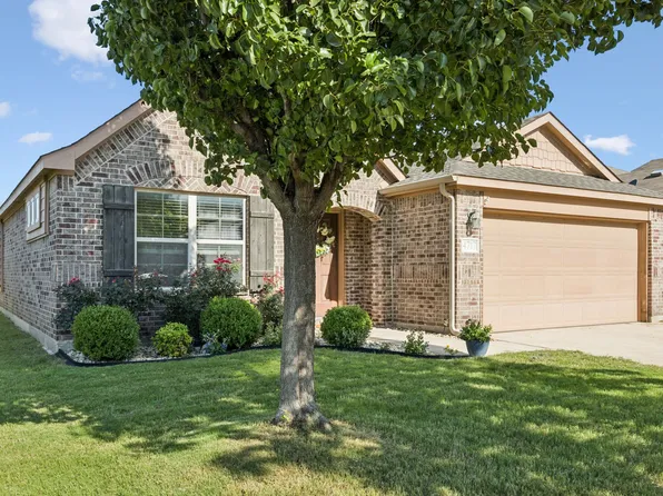 4717 Homelands Way, Fort Worth, TX 76135