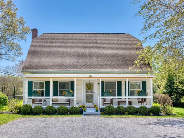 14 Murray Pl, Bridgehampton, NY 11932