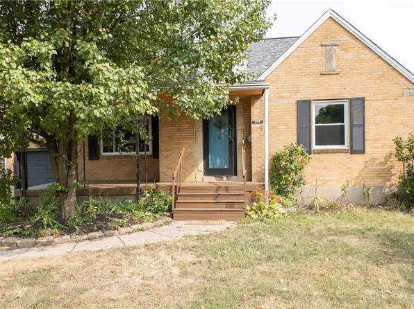 205 E Dorothy Ln, Dayton, OH 45419