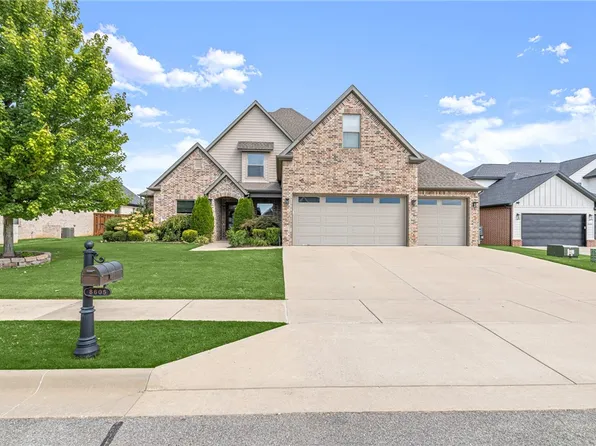 8605 W Birdsong Ln, Bentonville, AR 72712