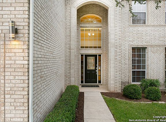 3rd image of 18310 Beargrass Ct