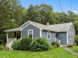 300 Dale St, North Andover, MA 01845