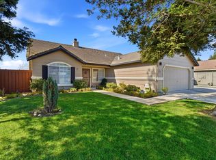 196 Sparrow Dr, Galt, CA 95632