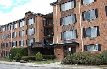 2nd image of 1127 S Old Wilke Rd #6107