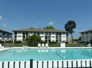 454 Racine Dr #E-101, Wilmington, NC 28403