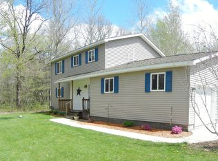 2638 N Five Mile Rd, Midland, MI 48642