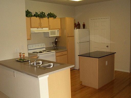 5th image of 1770 92nd St Unit 11105