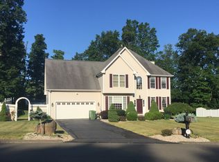 10 Brockett Rd, Wallingford, CT 06492