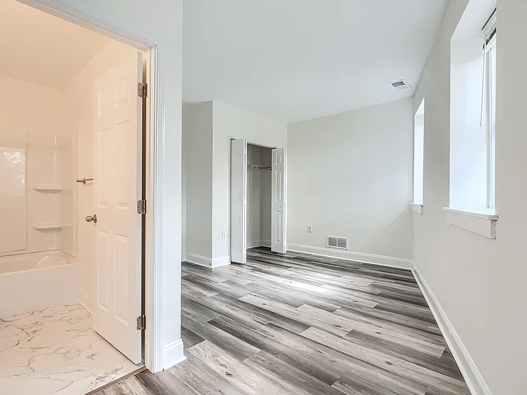 739 W Pratt St #2 — Photo 20