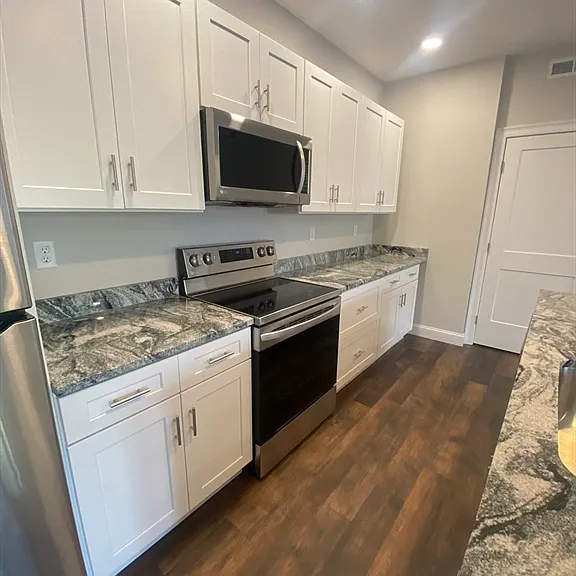 734 South St #3 — Photo 18
