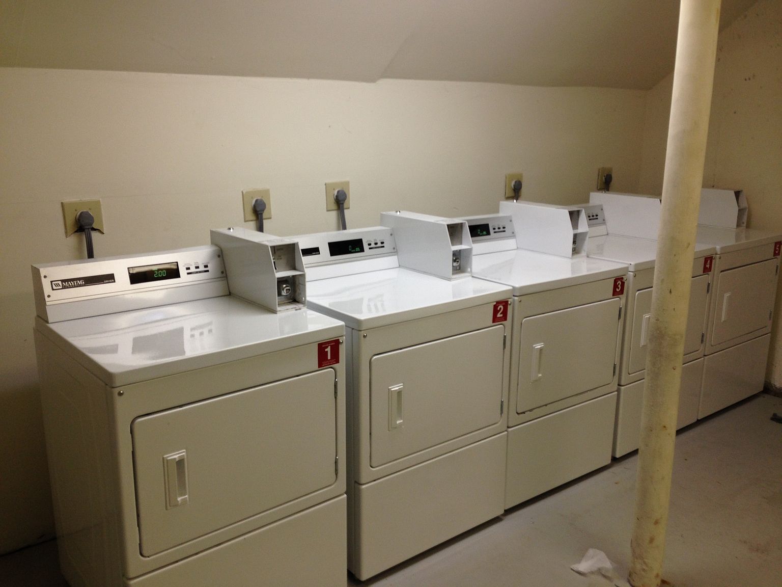 5 Woodside Ave, Danbury, CT 06810 Zillow