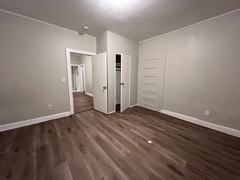 115 Seymour Ave #1 — Photo 7