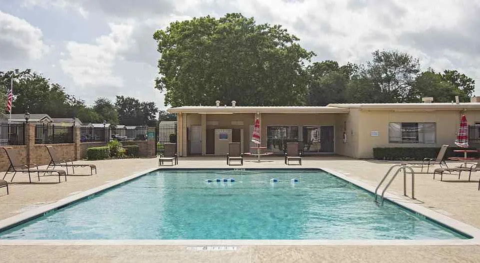 Woodland Estates (TX)