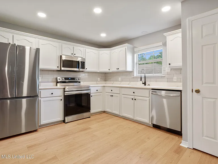 8205 Santa Fe Ave #A — Photo 4
