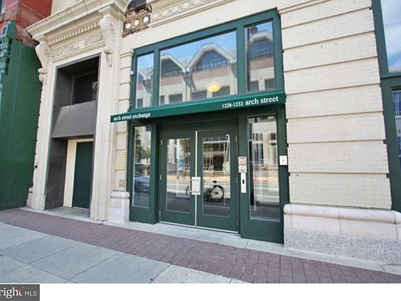 2nd image of 1228 Arch St #6C