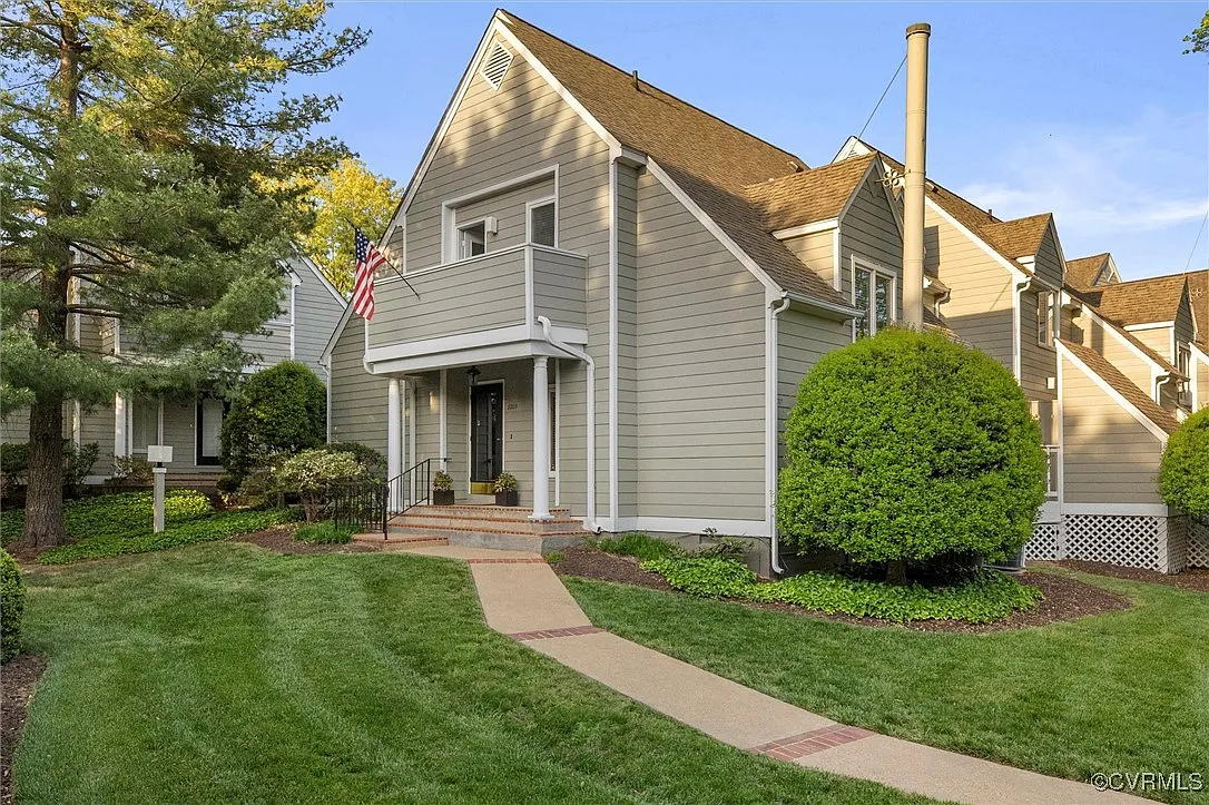 8209 Greystone West Cir photo 1