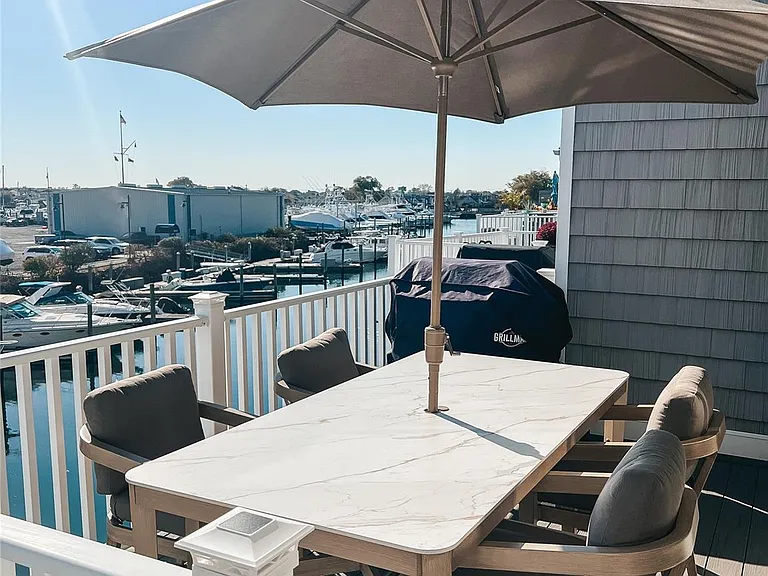 56 Ocean Watch Ct — Photo 12