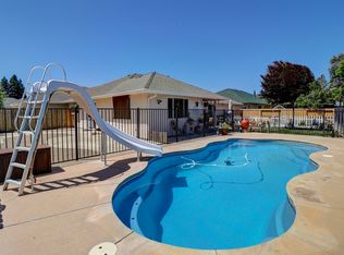 2654 Queens Way, Redding, CA 96001