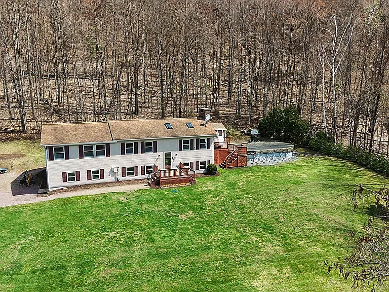 541 Sand Rd #A — Photo 12