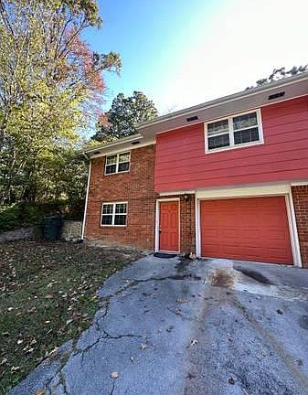 2nd image of 5718 Wilder Rd #B