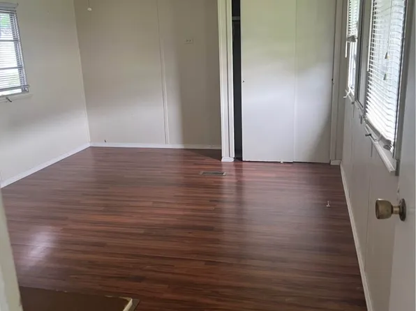 (undisclosed Address), Zephyrhills, FL 33542