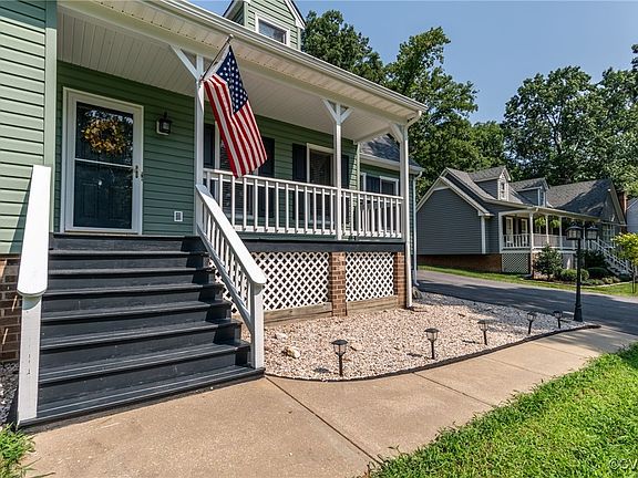 3rd image of 4508 Edenton Pl